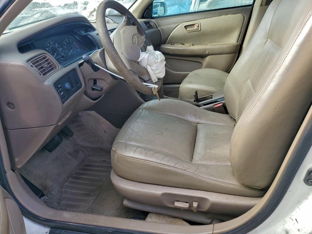 1999 Toyota Camry Le VIN: JT2BG22K3X0288341 Lot: 93096485