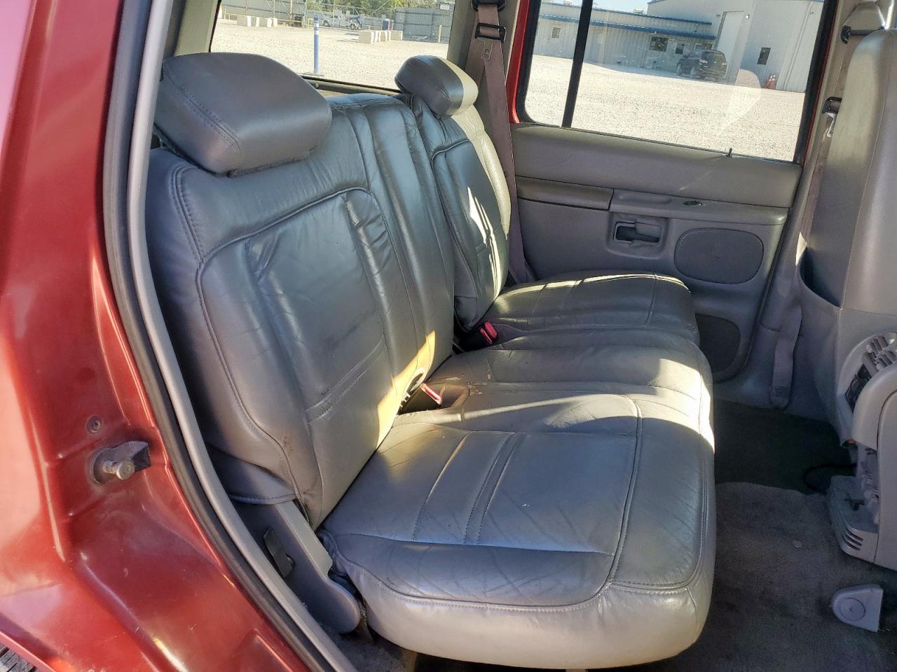 1999 Mercury Mountaineer VIN: 4M2ZU52E7XUJ31540 Lot: 92309455