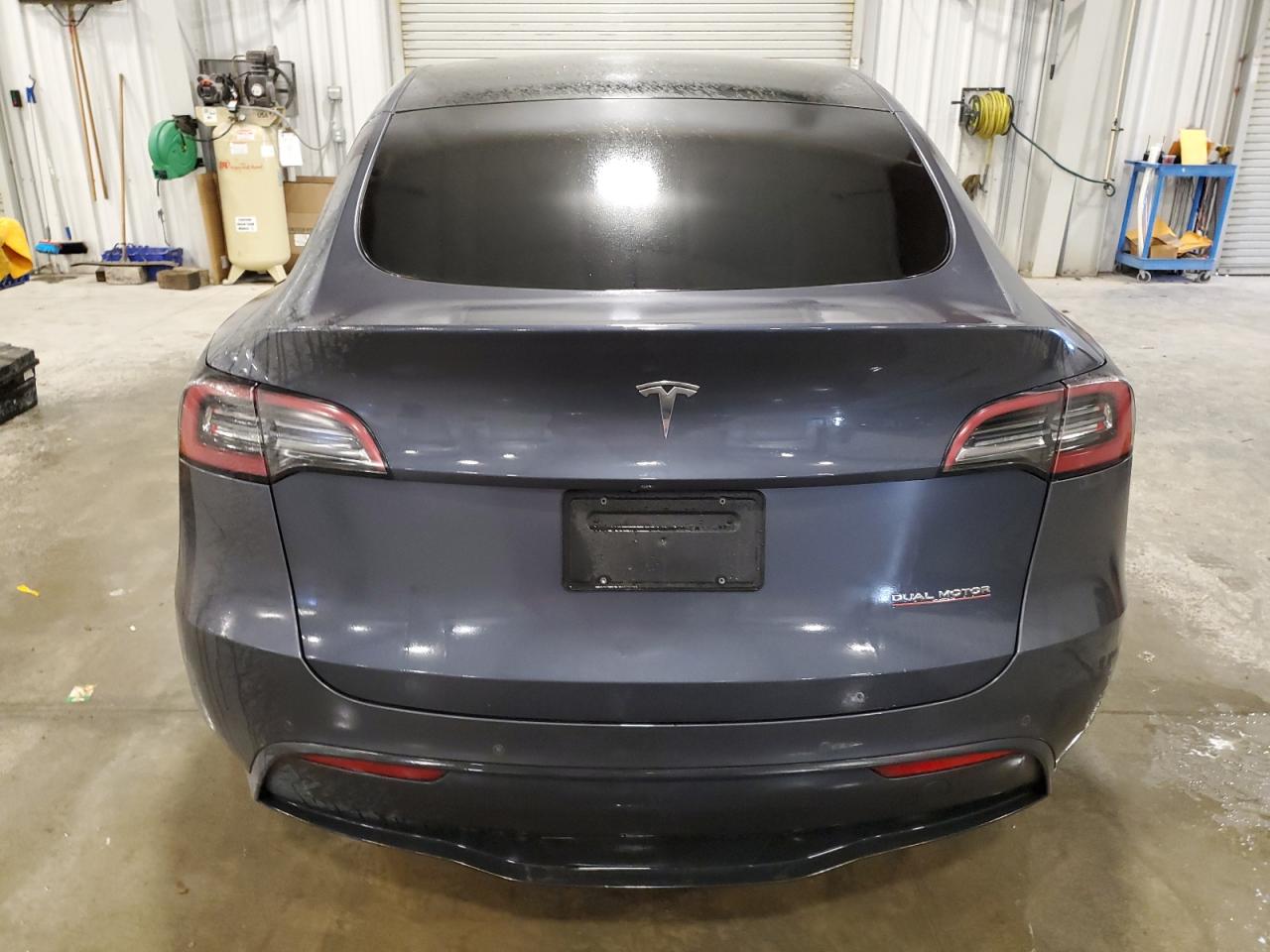 2021 Tesla Model Y VIN: 5YJYGDEF4MF302286 Lot: 92718195