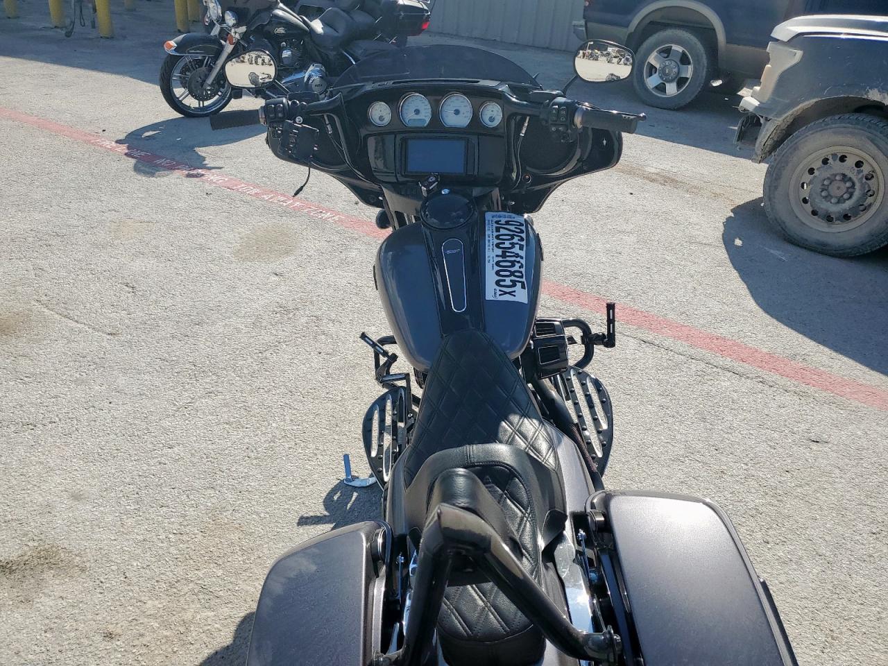 2014 Harley-Davidson Flhx Street Glide VIN: 1HD1KBM14EB712535 Lot: 92654685