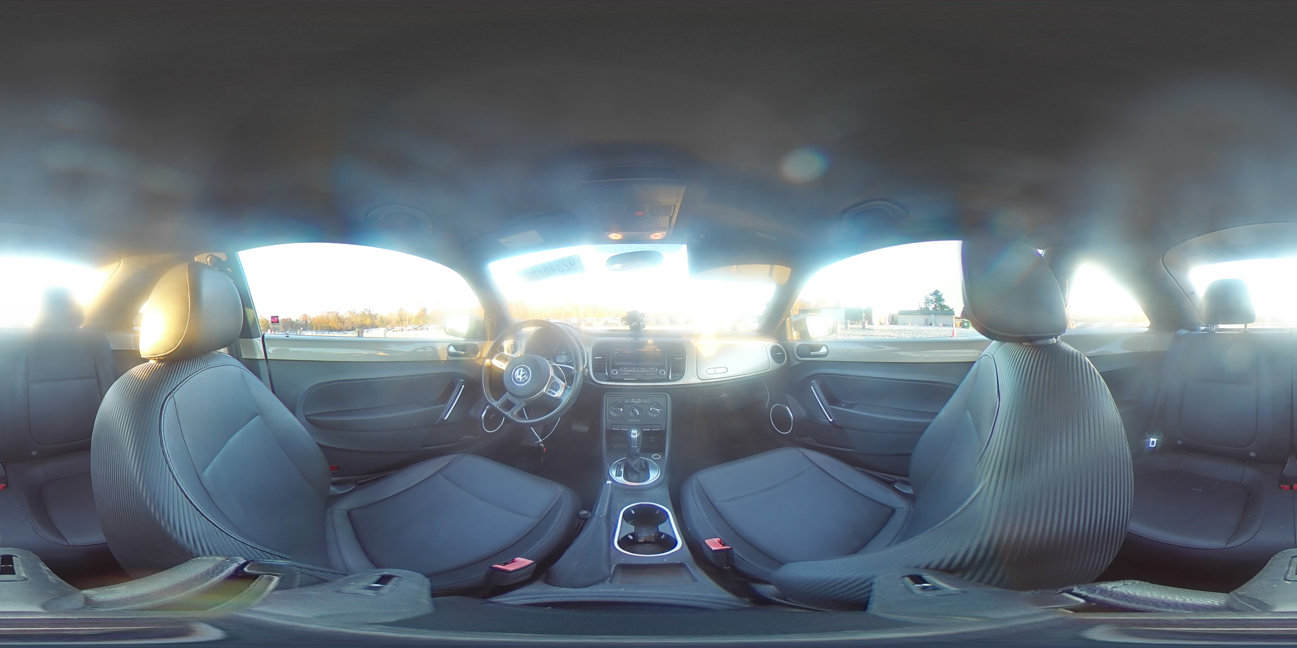 2014 Volkswagen Beetle VIN: 3VWJ17AT0EM634798 Lot: 92348755