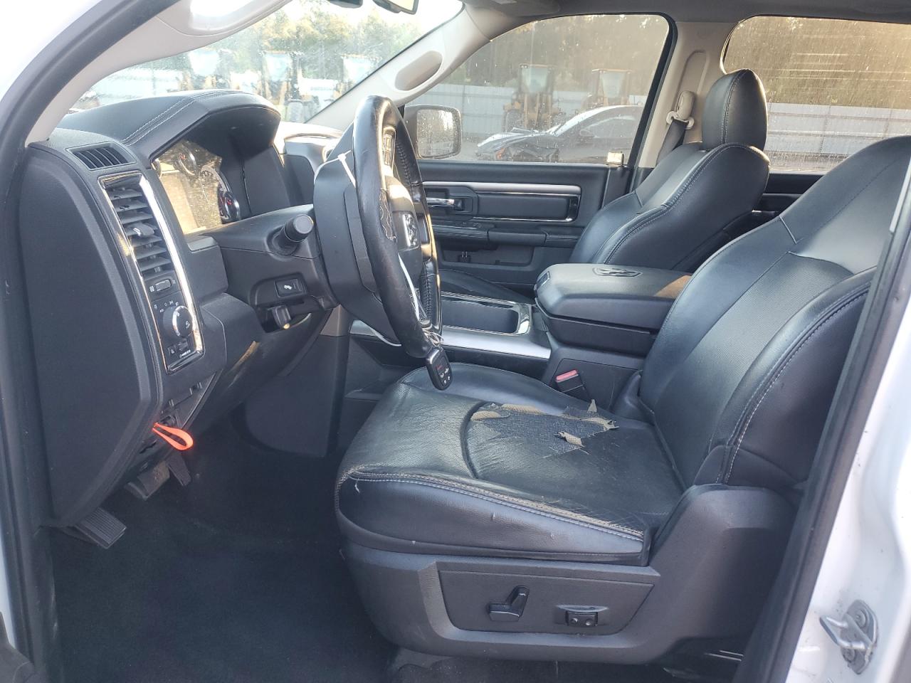 2017 Ram 1500 Sport VIN: 1C6RR7MT9HS696925 Lot: 90414255