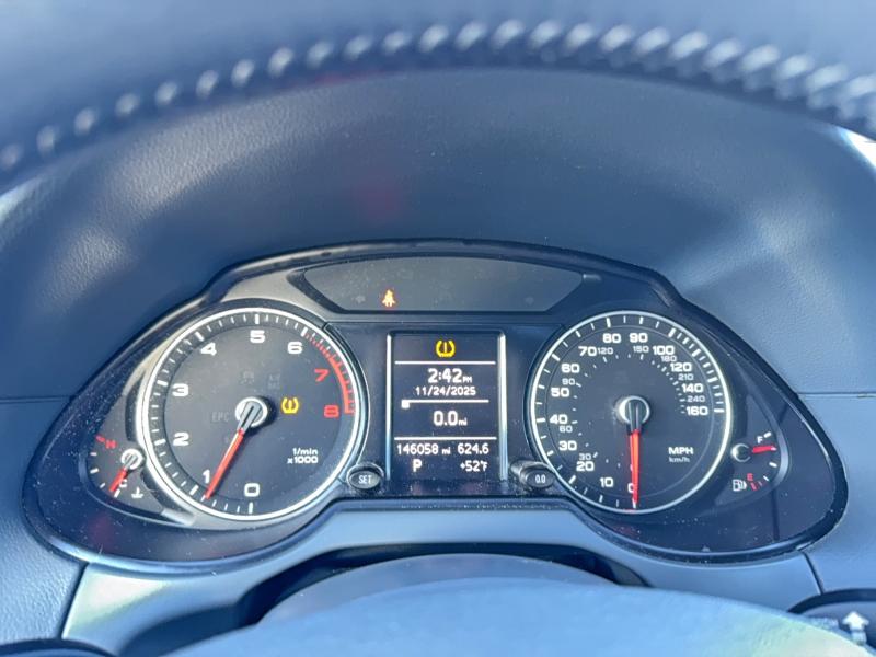 Parquets AUDI Q5 2015 Czarny