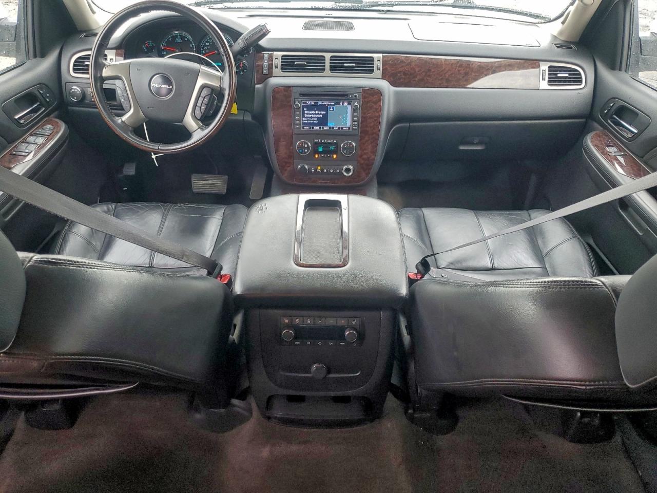 2008 GMC Yukon Denali VIN: 1GKFK63898J182784 Lot: 93890135