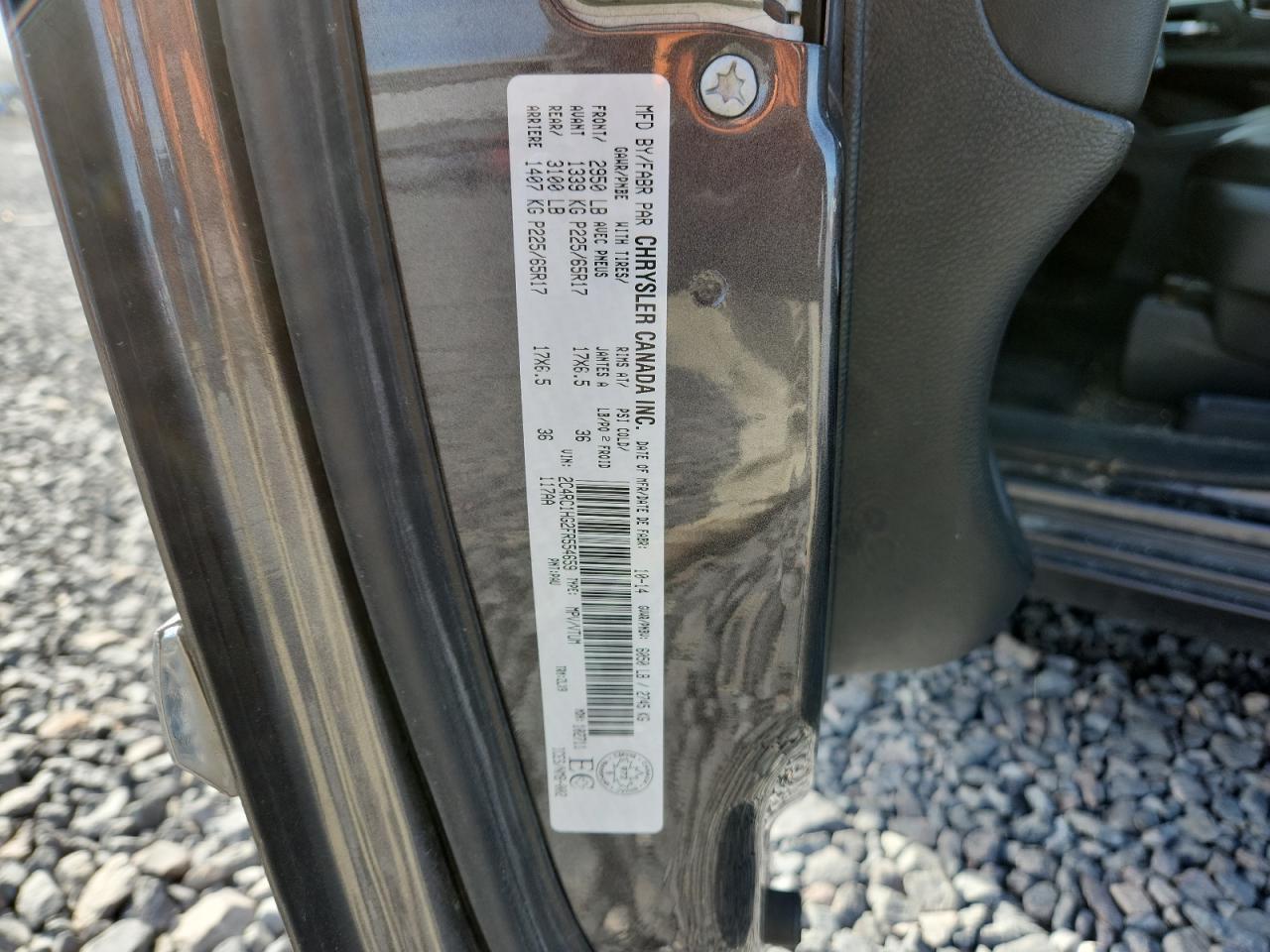 2015 Chrysler Town & Country S VIN: 2C4RC1HG2FR554659 Lot: 92902365