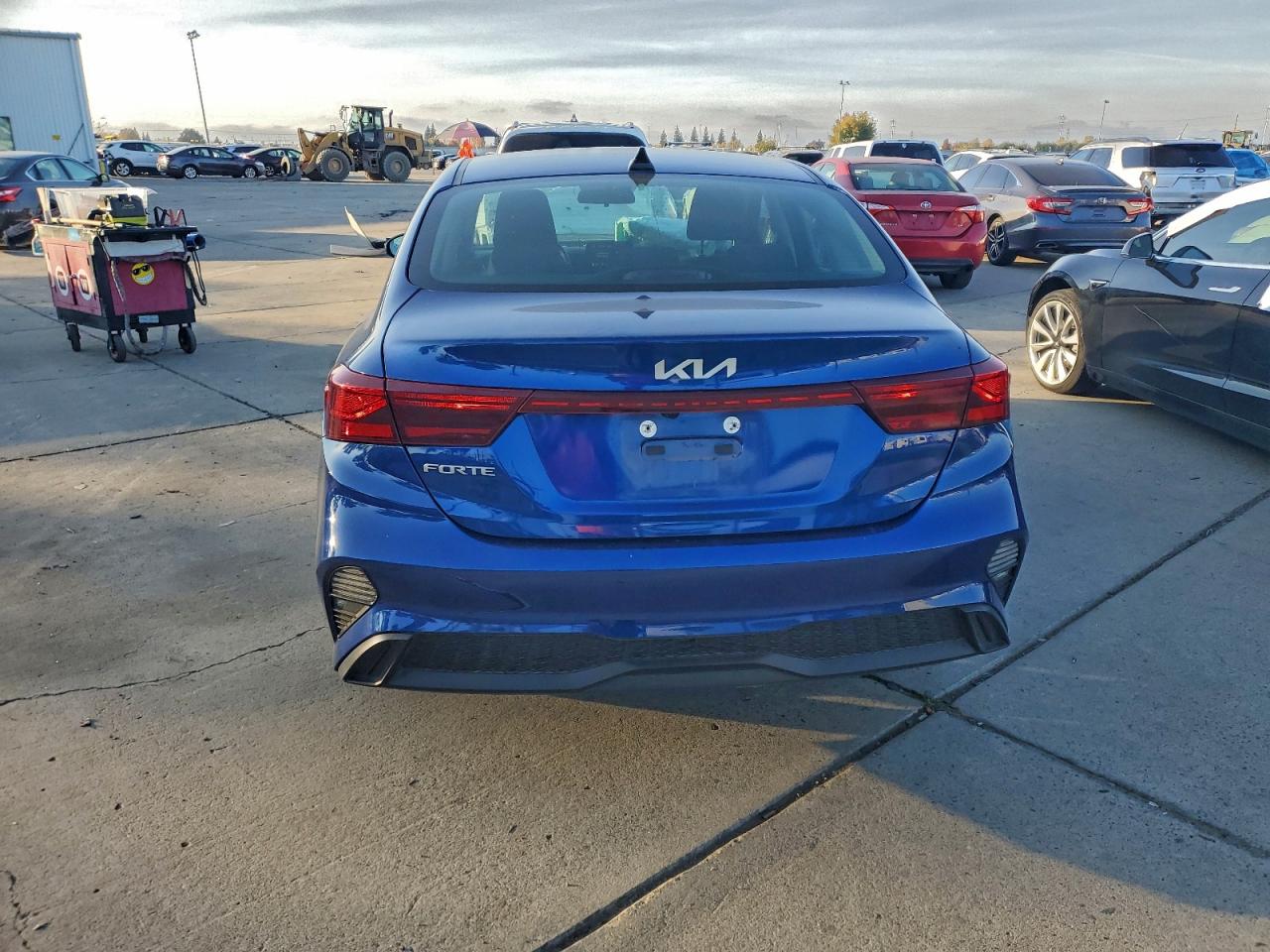 2024 Kia Forte Lx VIN: 3KPF24AD7RE837393 Lot: 94337575