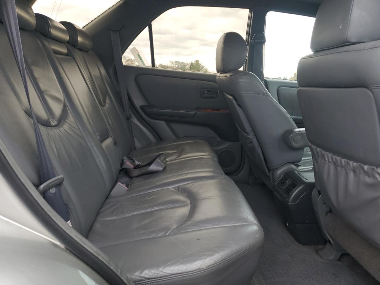 2000 Lexus Rx 300 VIN: JT6HF10U2Y0142928 Lot: 92635505