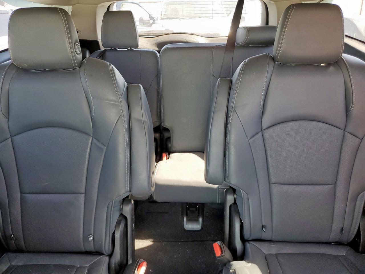 2018 Buick Enclave Essence VIN: 5GAERBKW4JJ244806 Lot: 90218525