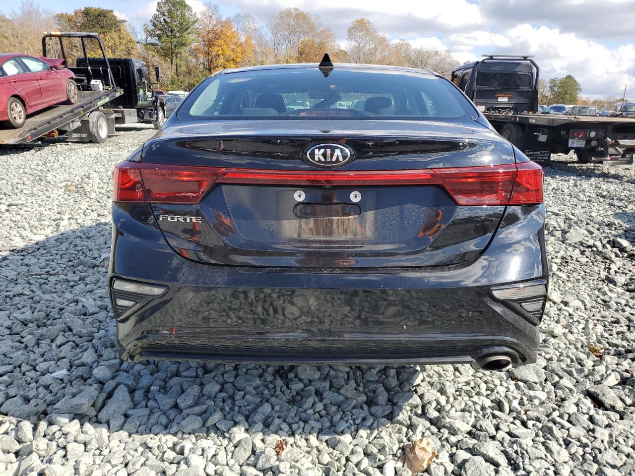 2021 Kia Forte Fe VIN: 3KPF24AD2ME301279 Lot: 90990535