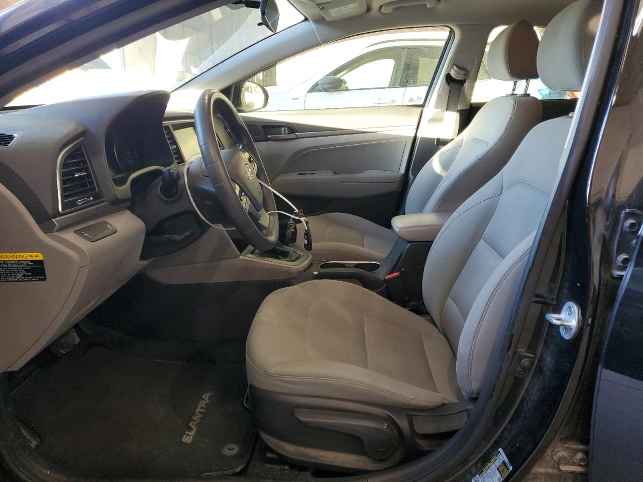 2017 Hyundai Elantra Se VIN: 5NPD84LF9HH037788 Lot: 90236895