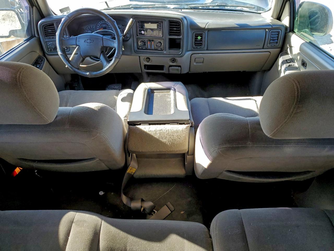 2004 Chevrolet Tahoe K1500 VIN: 1GNEK13Z24J128859 Lot: 94325305