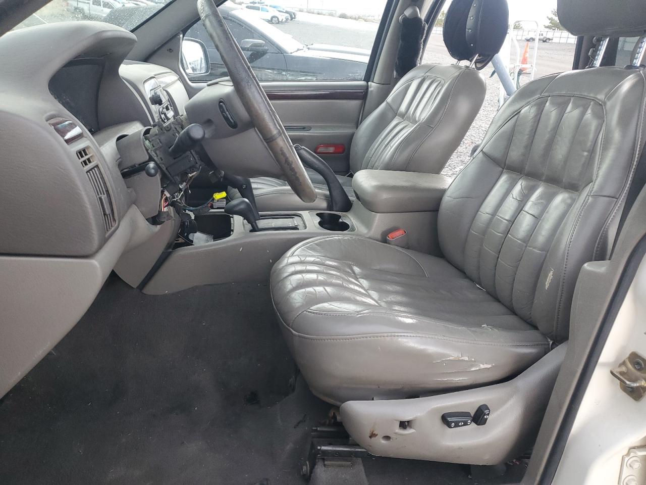 2000 Jeep Grand Cherokee Limited VIN: 1J4GW58N2YC193220 Lot: 92660995