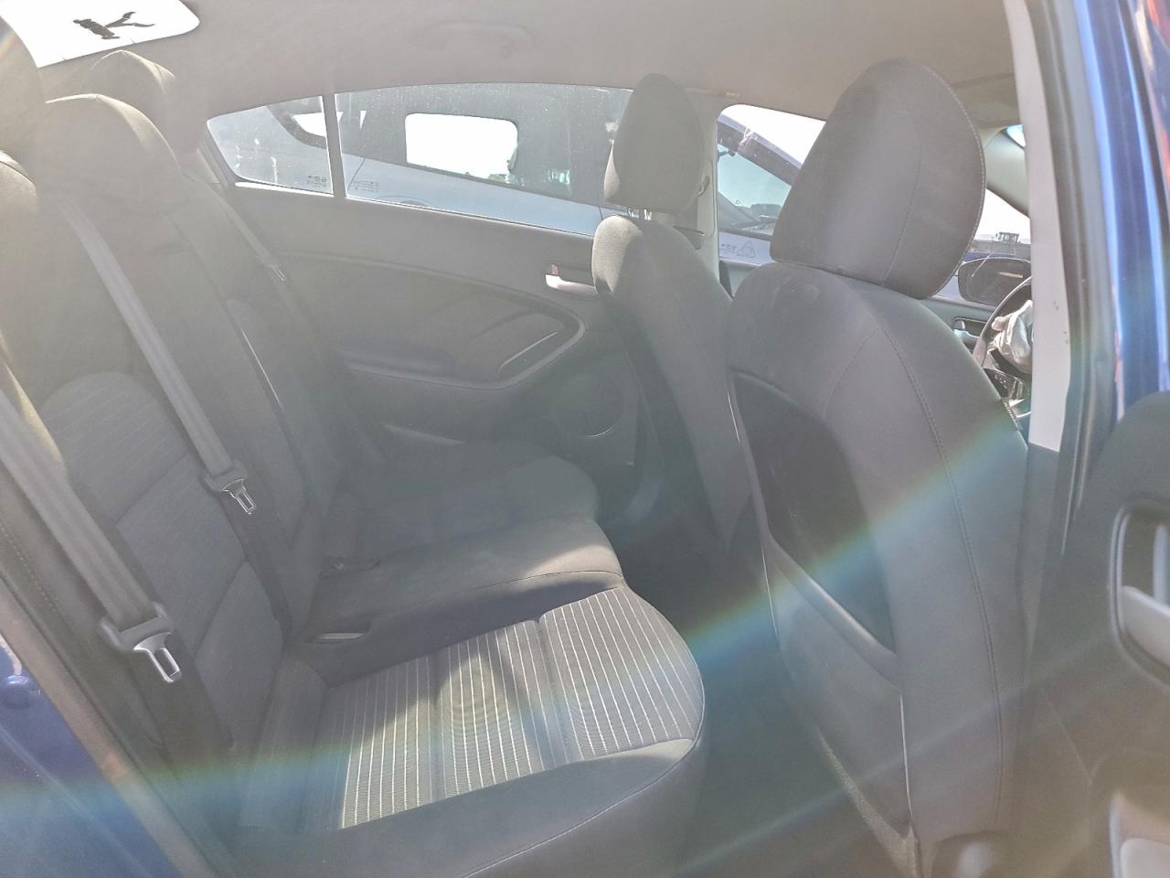 2017 Kia Forte Lx VIN: 3KPFL4A7XHE047527 Lot: 93844935