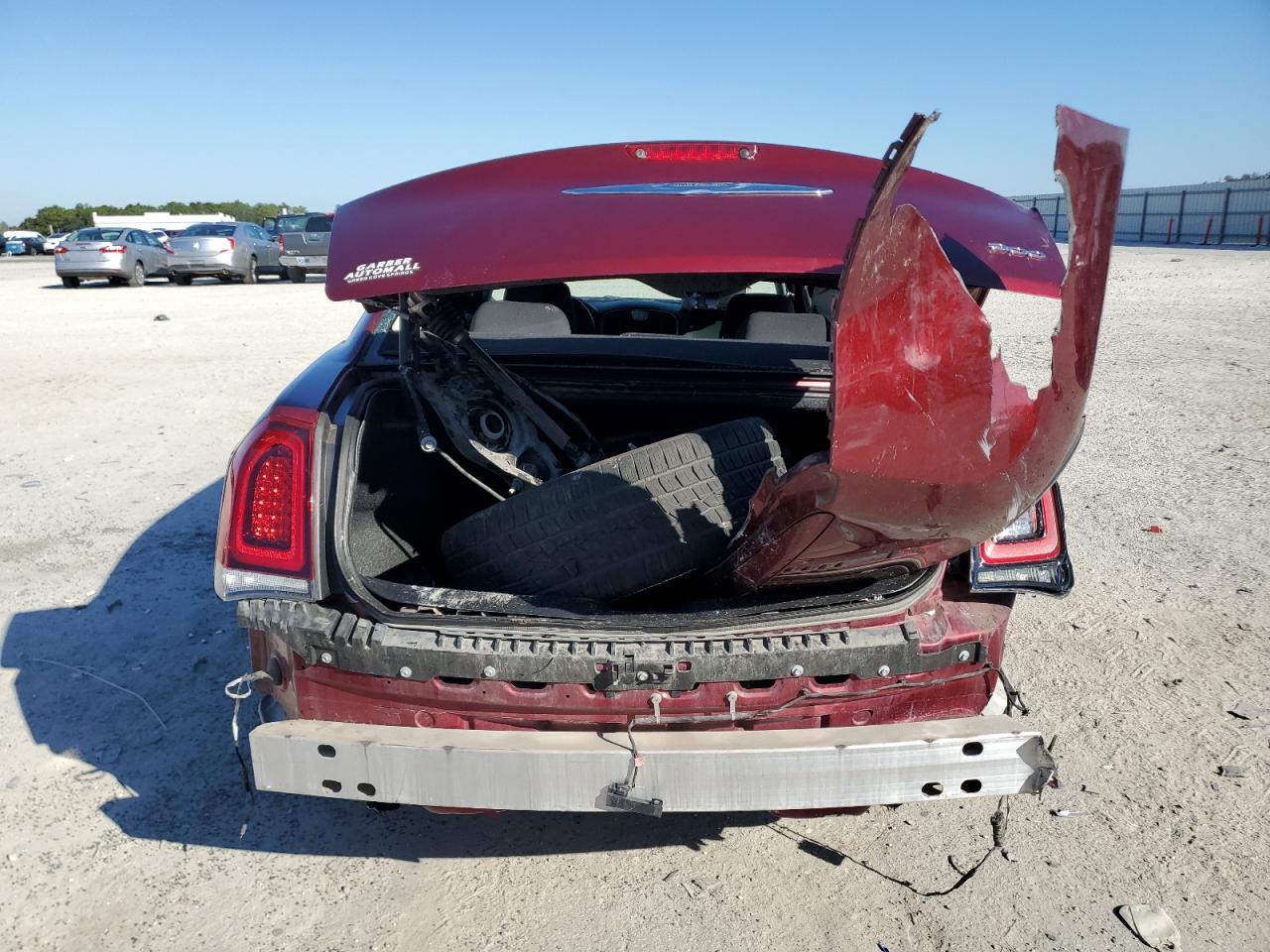 2020 Chrysler 300 Touring VIN: 2C3CCAAG6LH115681 Lot: 91498205