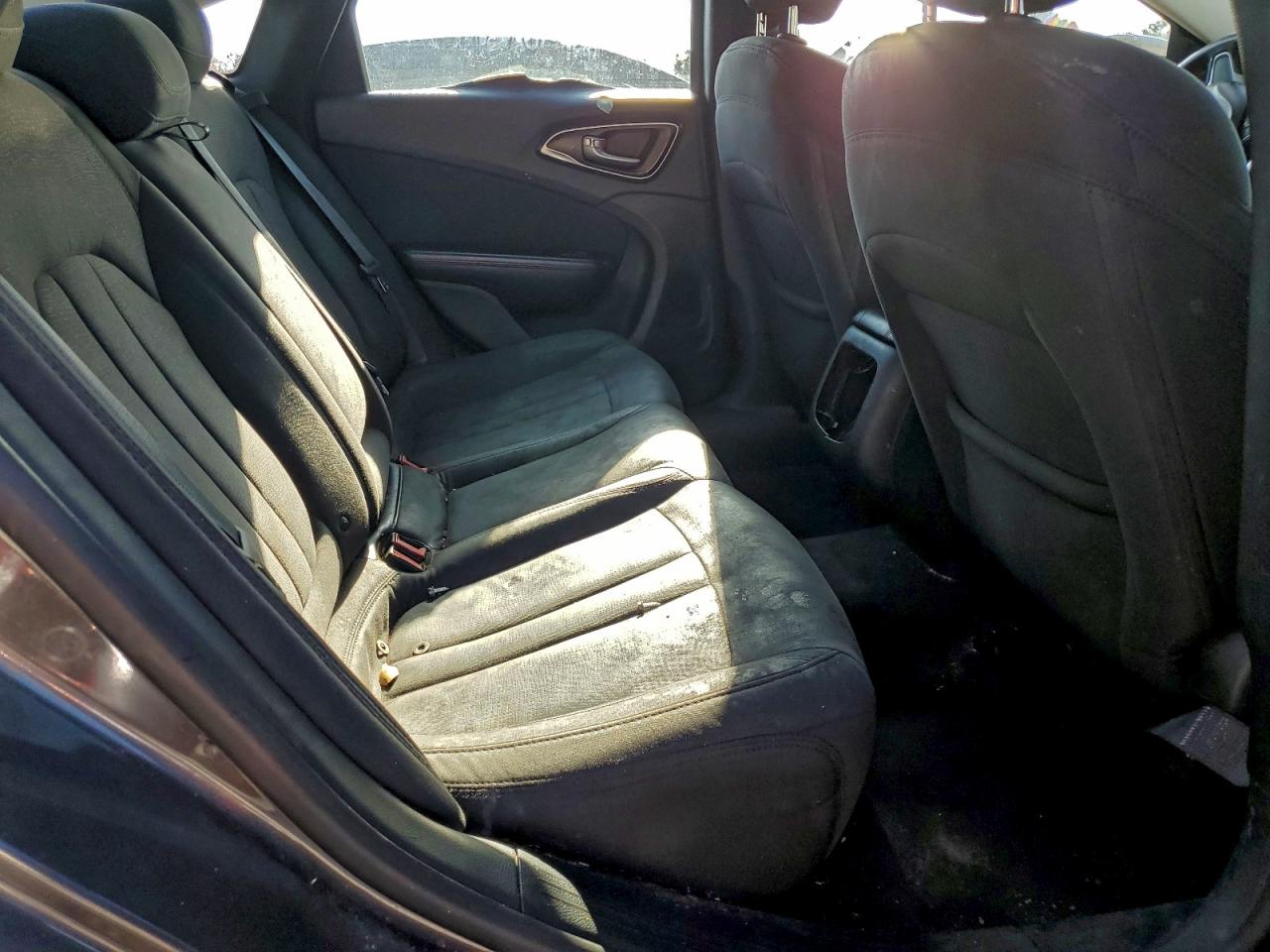 2015 Chrysler 200 Limited VIN: 1C3CCCAB7FN649994 Lot: 94180625