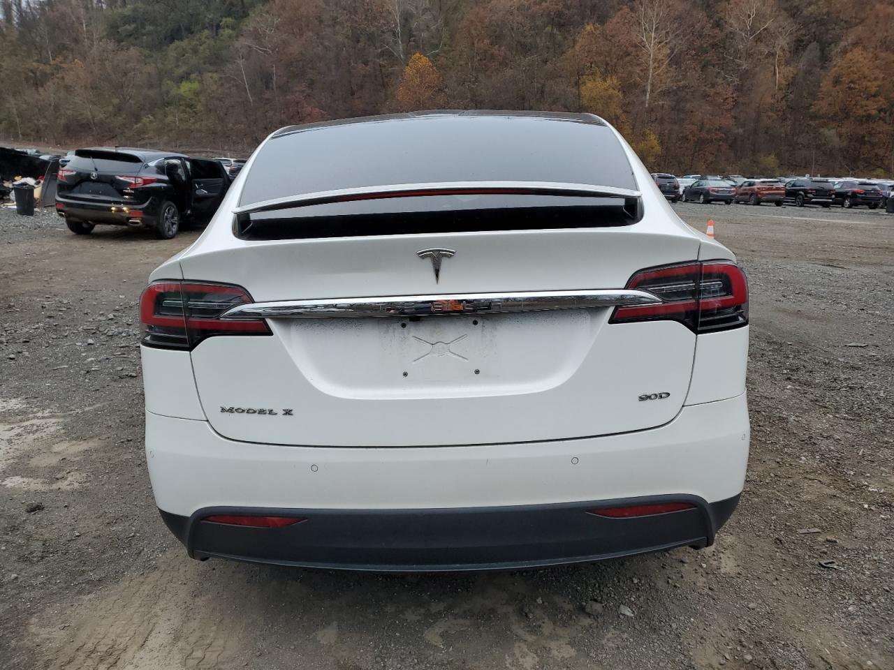2016 Tesla Model X VIN: 5YJXCBE22GF006633 Lot: 92647515