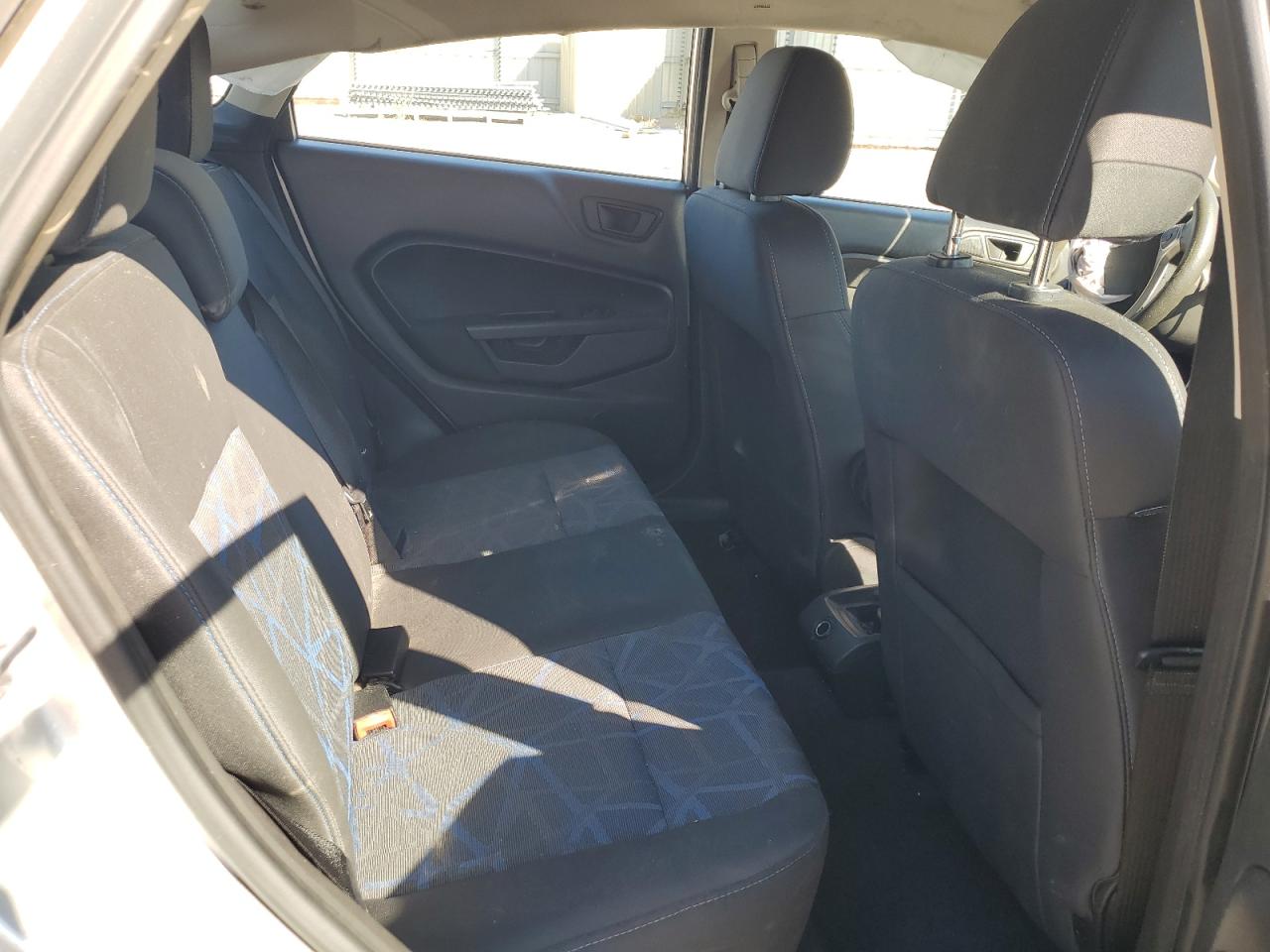 2013 Ford Fiesta Se VIN: 3FADP4BJ3DM113671 Lot: 92012365