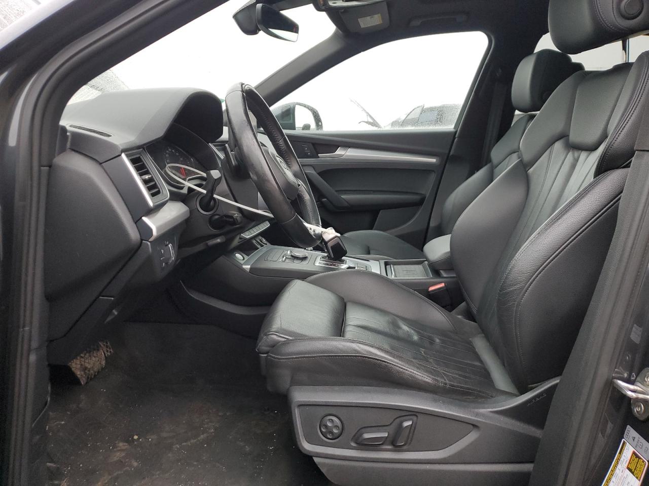 2020 Audi Q5 Premium VIN: WA1ANAFY1L2115413 Lot: 93406715