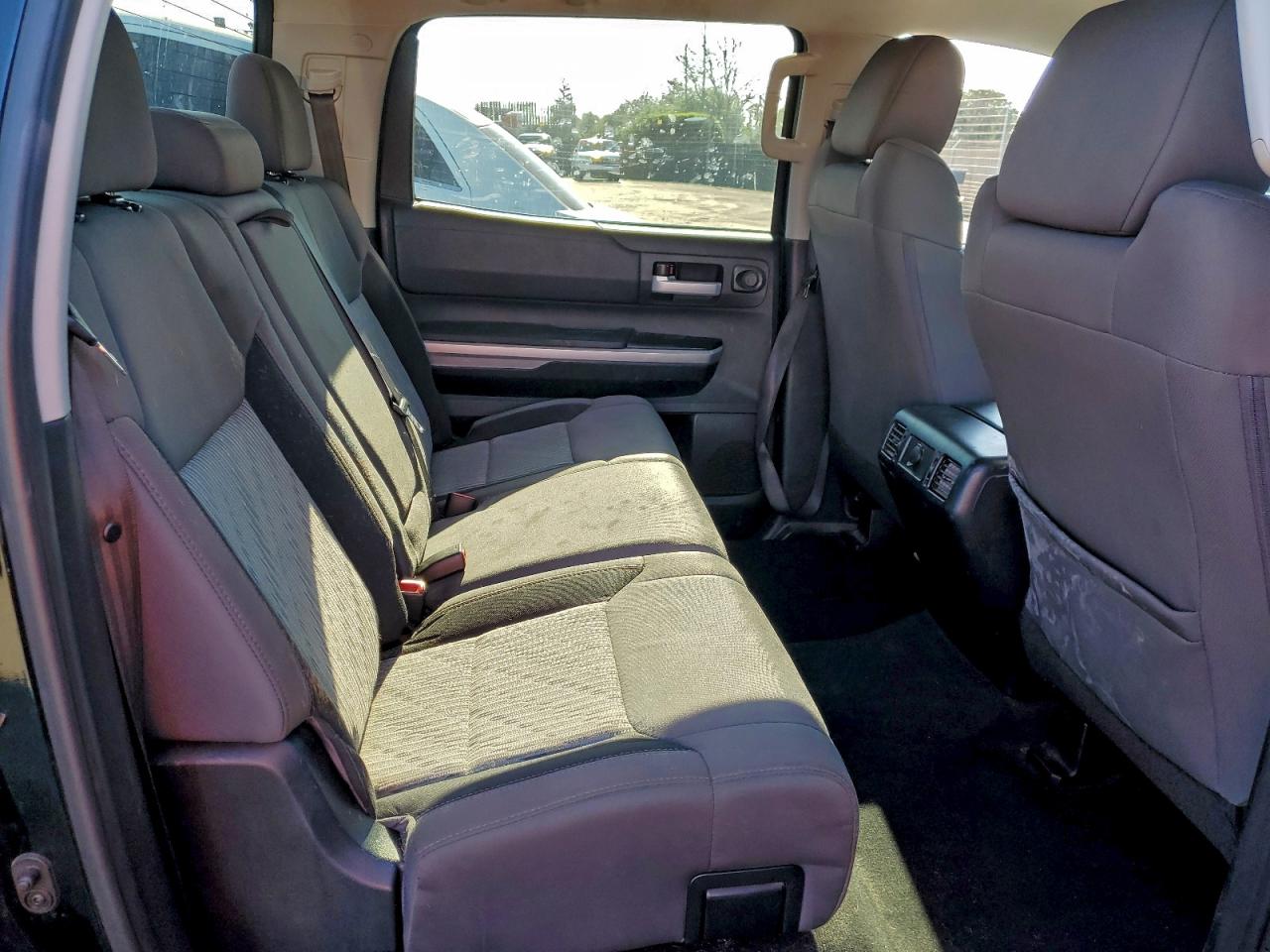 2016 Toyota Tundra Crewmax Sr5 VIN: 5TFDY5F14GX571905 Lot: 93786445