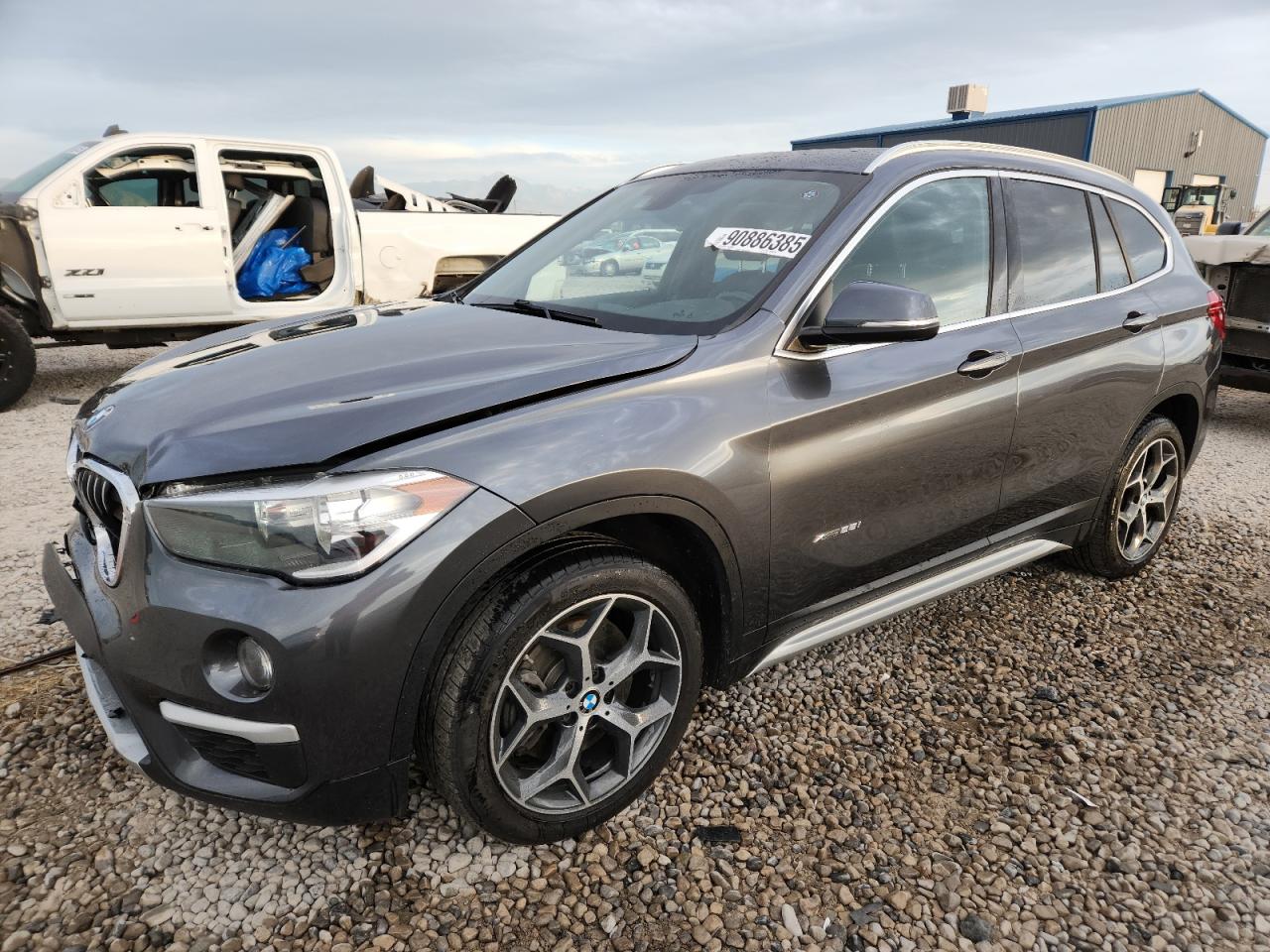 2018 BMW X1 xDrive28I VIN: WBXHT3C31J5K25388 Lot: 90886385