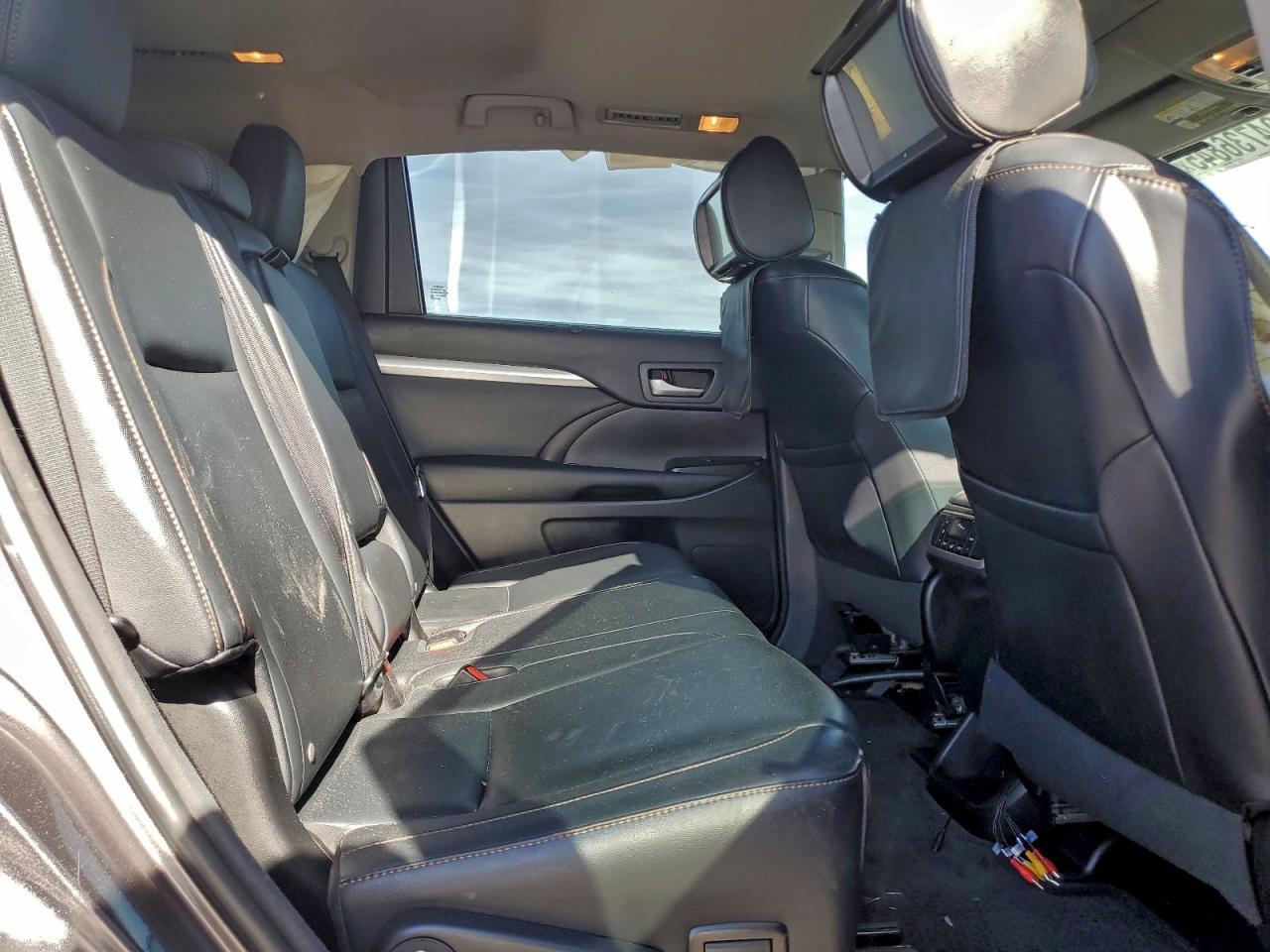 2016 Toyota Highlander Xle VIN: 5TDKKRFH9GS123937 Lot: 94736845