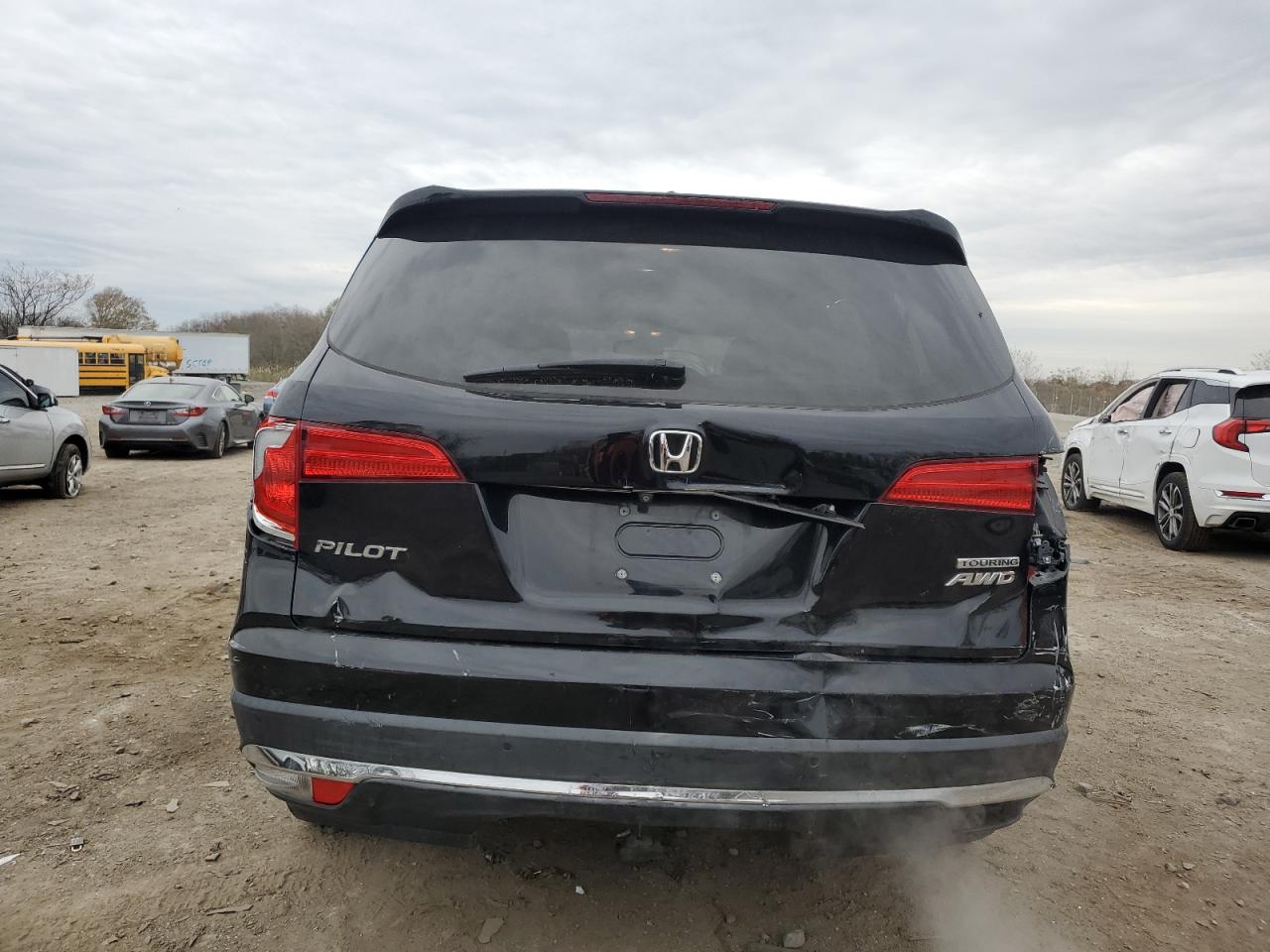 2016 Honda Pilot Touring VIN: 5FNYF6H91GB092920 Lot: 92436005
