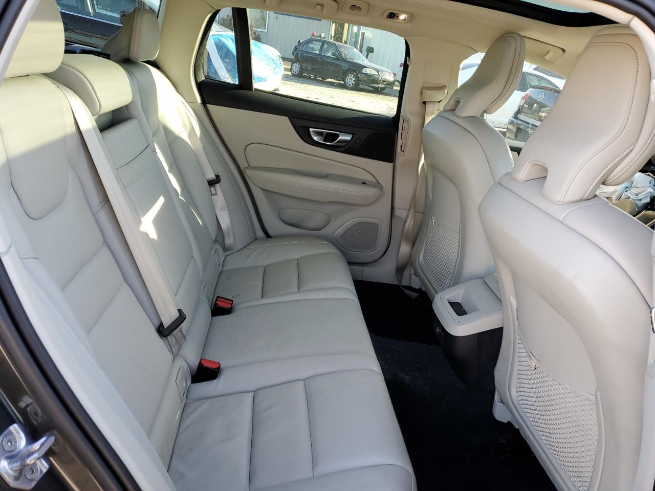 2020 Volvo V60 T5 Momentum VIN: YV1102EK5L2397119 Lot: 92416995