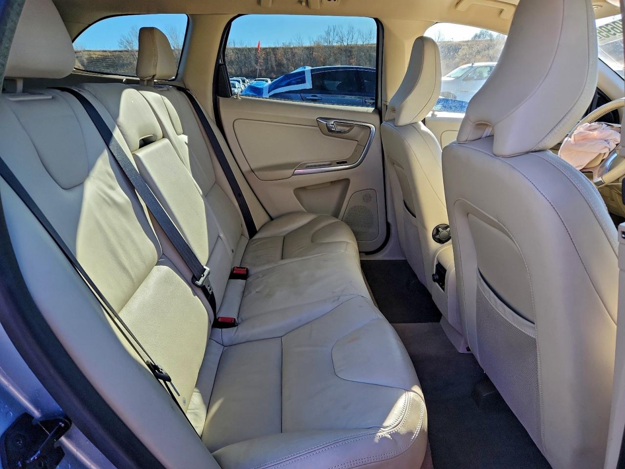 2013 Volvo Xc60 3.2 VIN: YV4952DZ0D2381465 Lot: 93760695