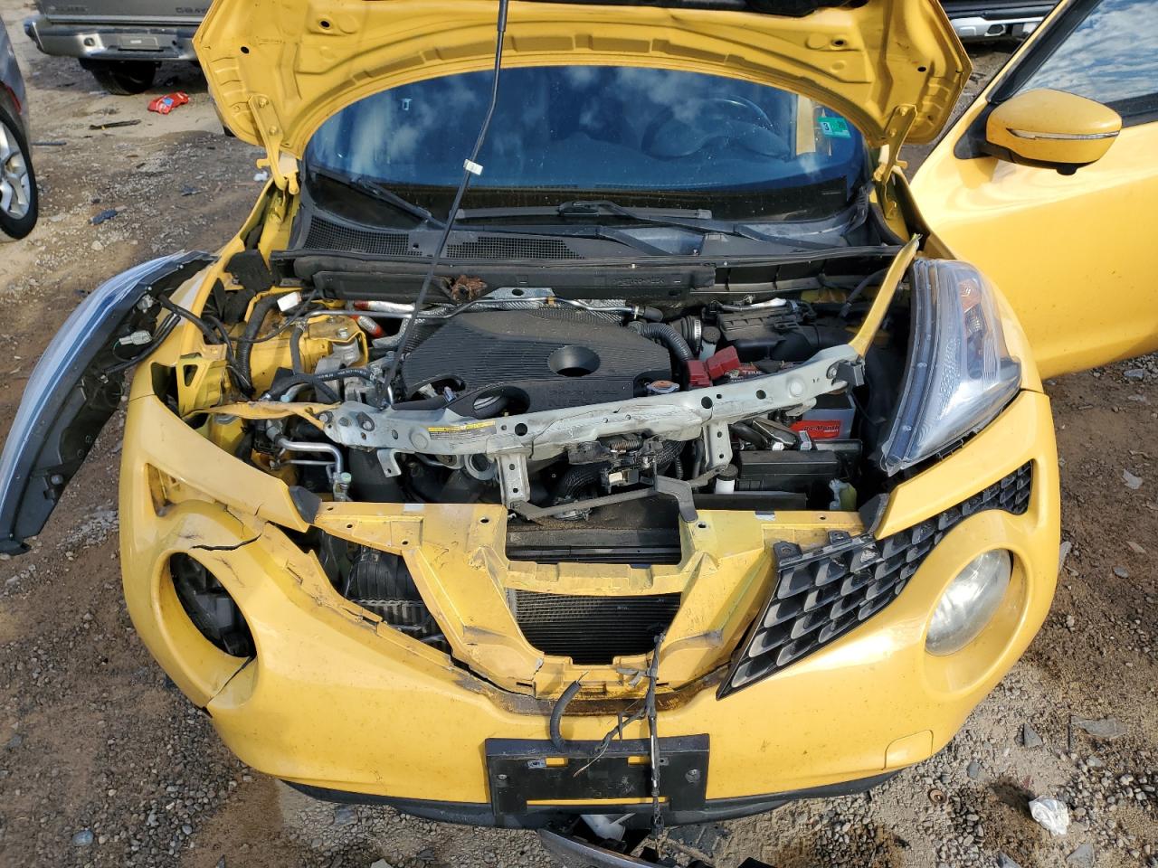 2015 Nissan Juke S VIN: JN8AF5MV0FT558268 Lot: 92985335