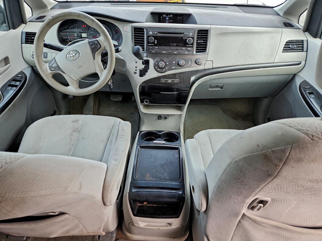 2011 Toyota Sienna Le VIN: 5TDKK3DC0BS142017 Lot: 93746855