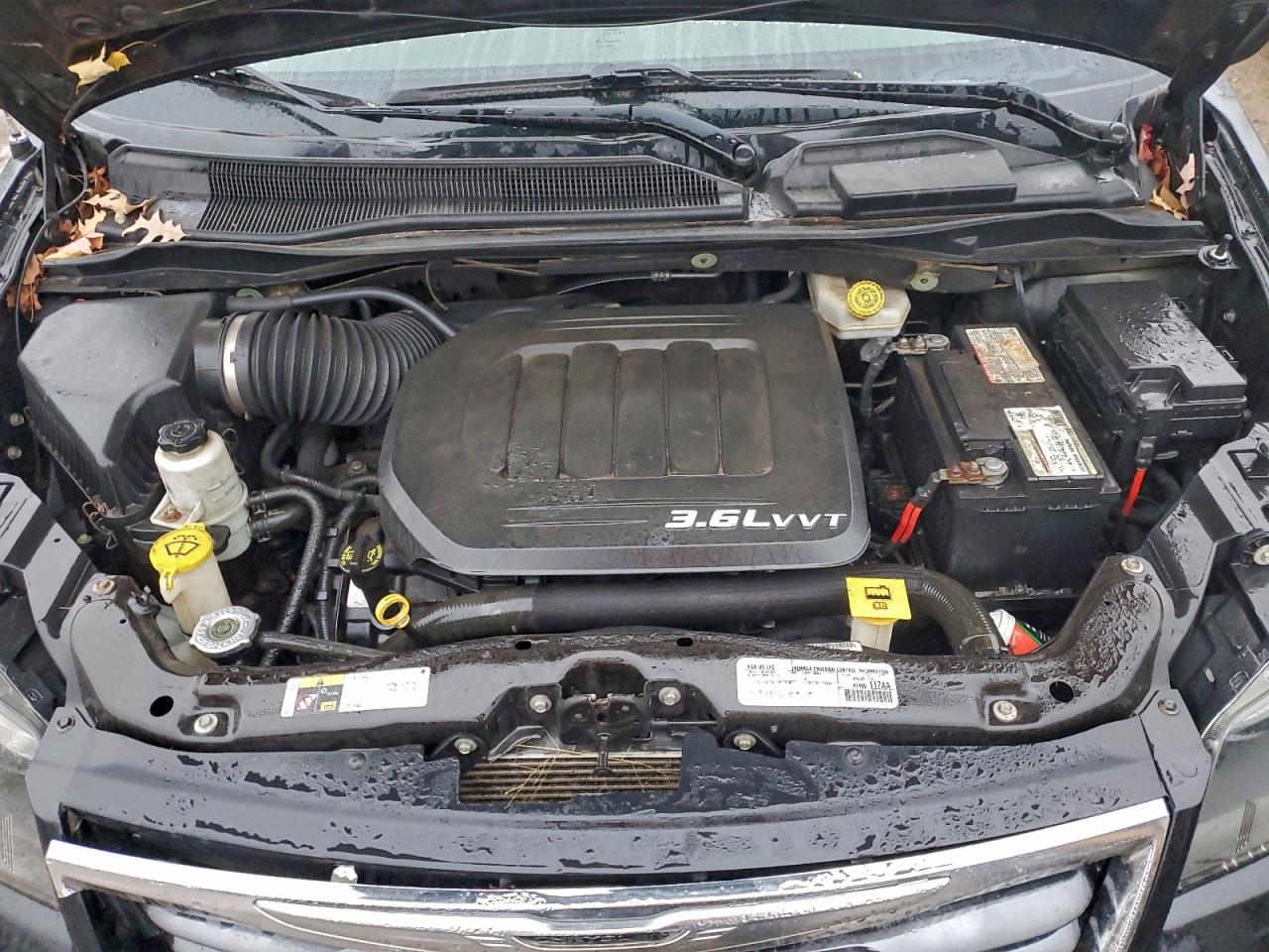 2015 Chrysler Town & Country S VIN: 2C4RC1HG5FR554218 Lot: 94098035