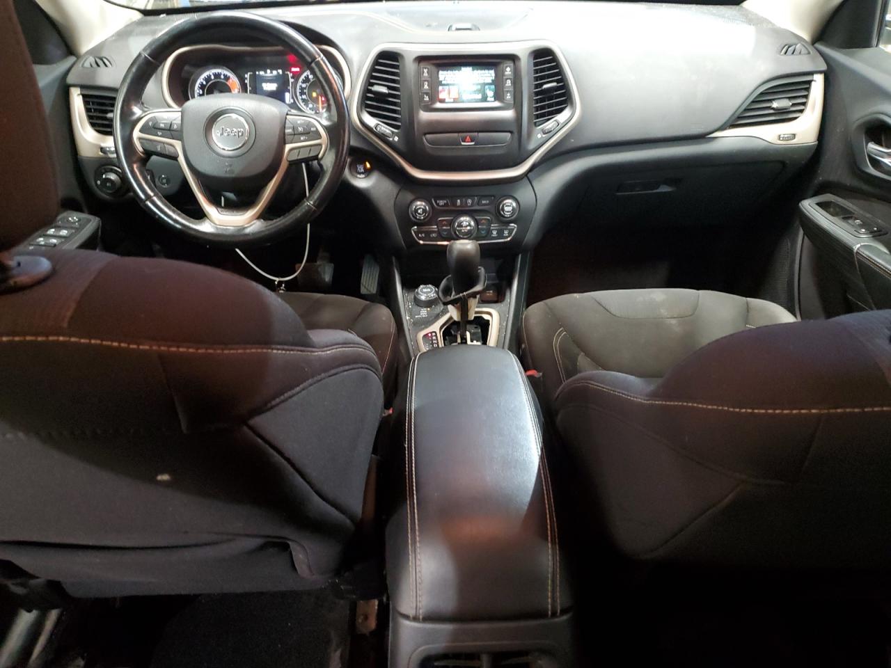 2016 Jeep Cherokee Latitude VIN: 1C4PJMCSXGW263166 Lot: 92266795