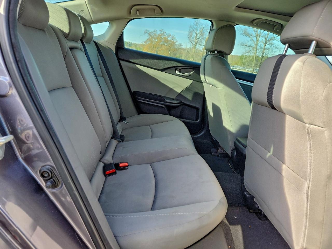 2019 Honda Civic Ex VIN: 19XFC1F30KE009820 Lot: 94377425