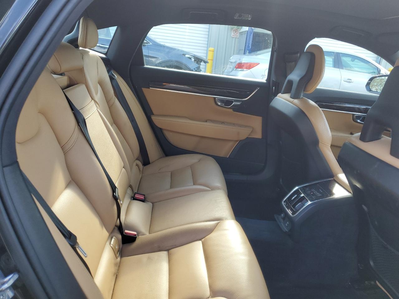 2018 Volvo S90 T5 Momentum VIN: LVY982MK5JP031656 Lot: 90985245