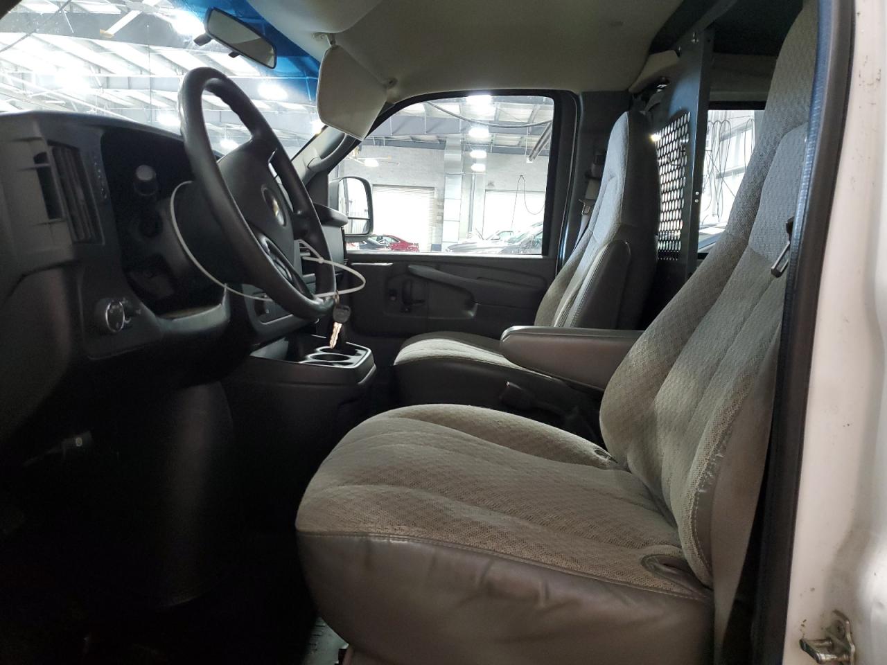 2008 Chevrolet Express G1500 VIN: 1GCFH154781172049 Lot: 90377195