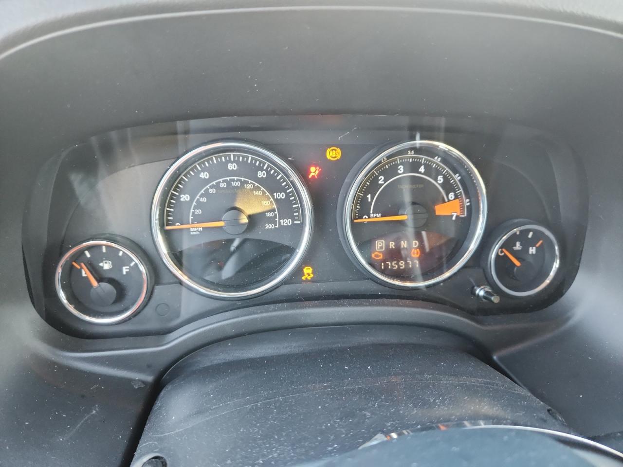 2014 Jeep Compass Latitude VIN: 1C4NJCEA3ED630861 Lot: 91270955