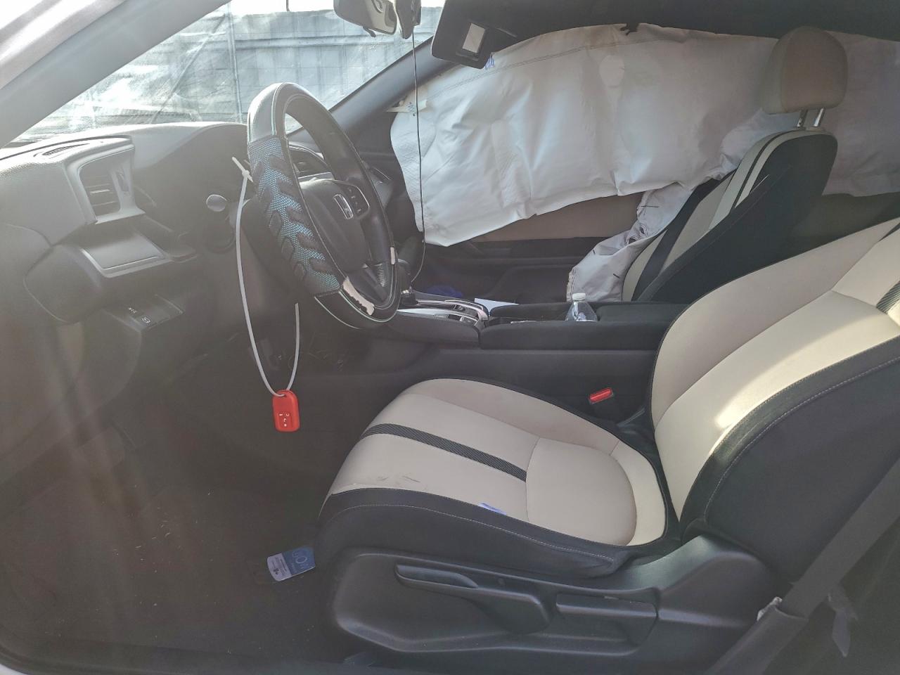 2016 Honda Civic Lx VIN: 302252 Lot: 95316285