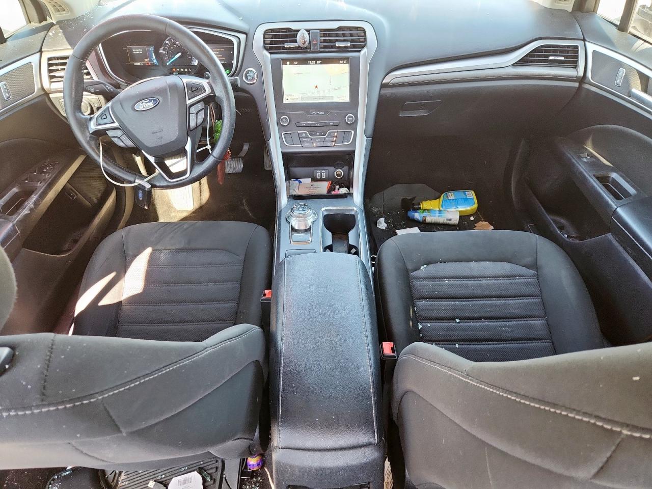 2019 Ford Fusion Se VIN: 3FA6P0LU1KR269198 Lot: 92036825