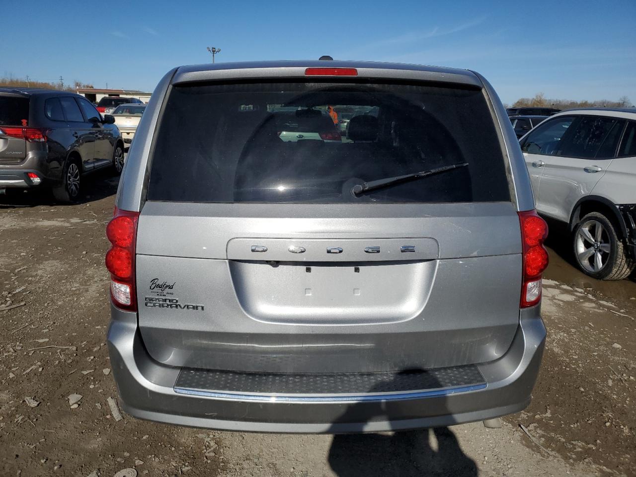 2018 Dodge Grand Caravan Se VIN: 2C4RDGBG2JR188333 Lot: 92009915