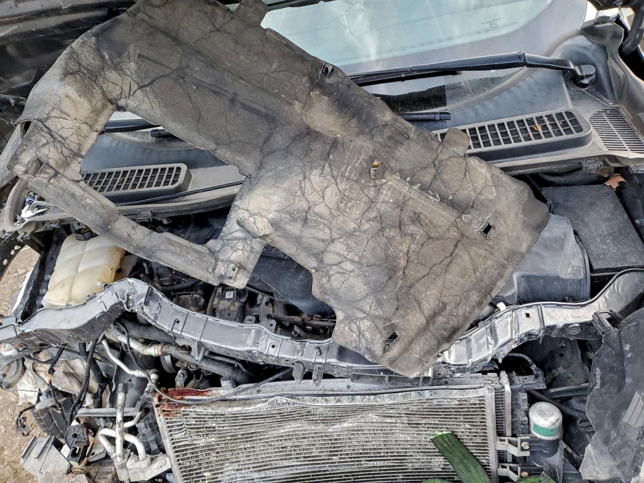 2015 Ford Escape Titanium VIN: 1FMCU9J90FUB60332 Lot: 93708985