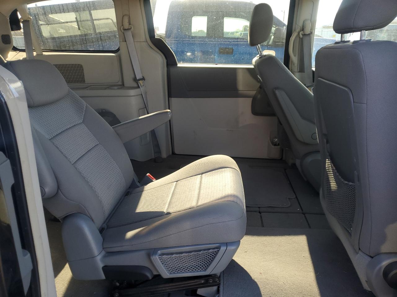 2009 Chrysler Town & Country Lx VIN: 2A8HR44E39R534305 Lot: 90385825