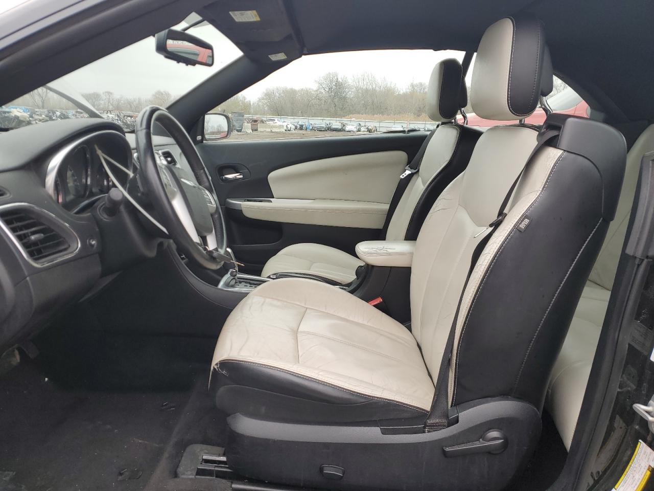 2013 Chrysler 200 Limited VIN: 1C3BCBFG0DN521121 Lot: 93615825