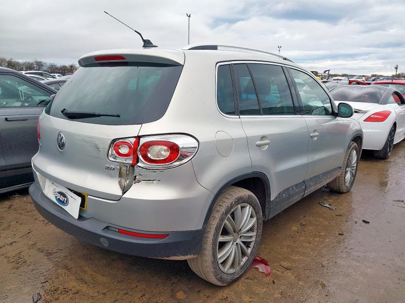 2009 VOLKSWAGEN TIGUAN 2.0 TDI SPORT 5DR