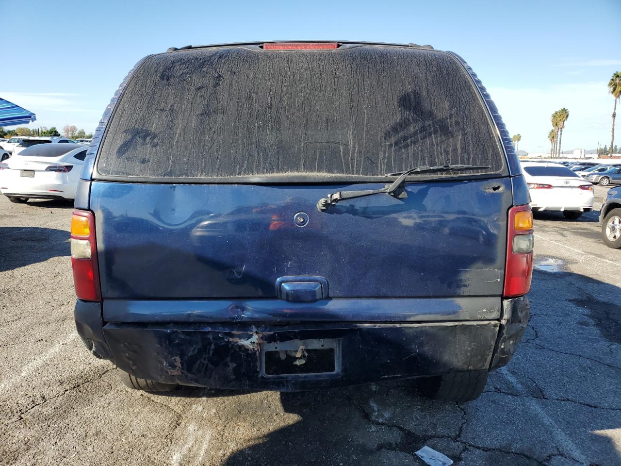 2002 Chevrolet Tahoe C1500 VIN: 1GNEC13T62R123509 Lot: 93084115