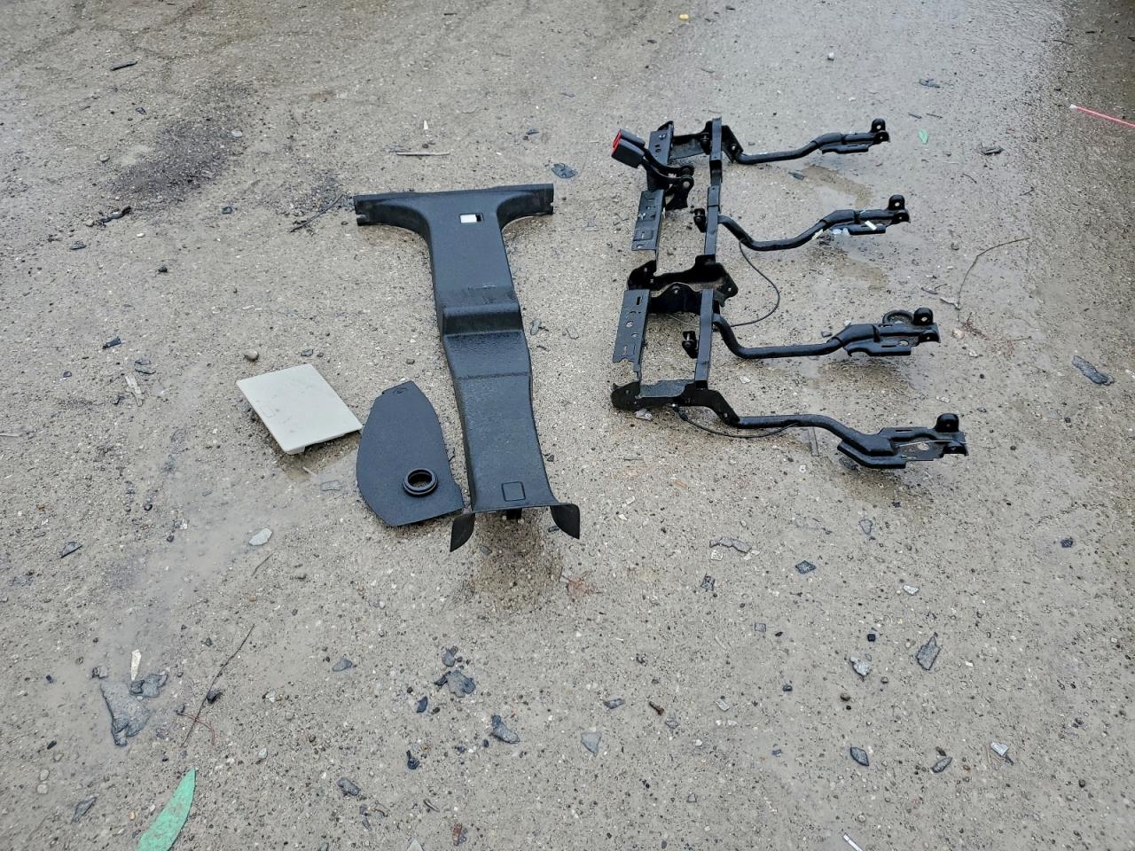 2005 Hummer H2 VIN: 5GRGN23U75H132545 Lot: 94287115