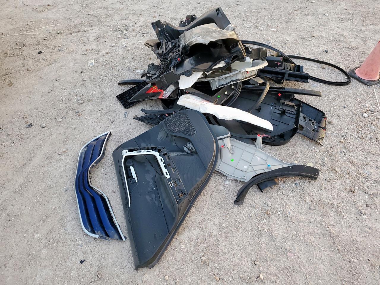 2021 Toyota Rav4 Xle Premium VIN: 2T3C1RFV6MW122526 Lot: 91055175