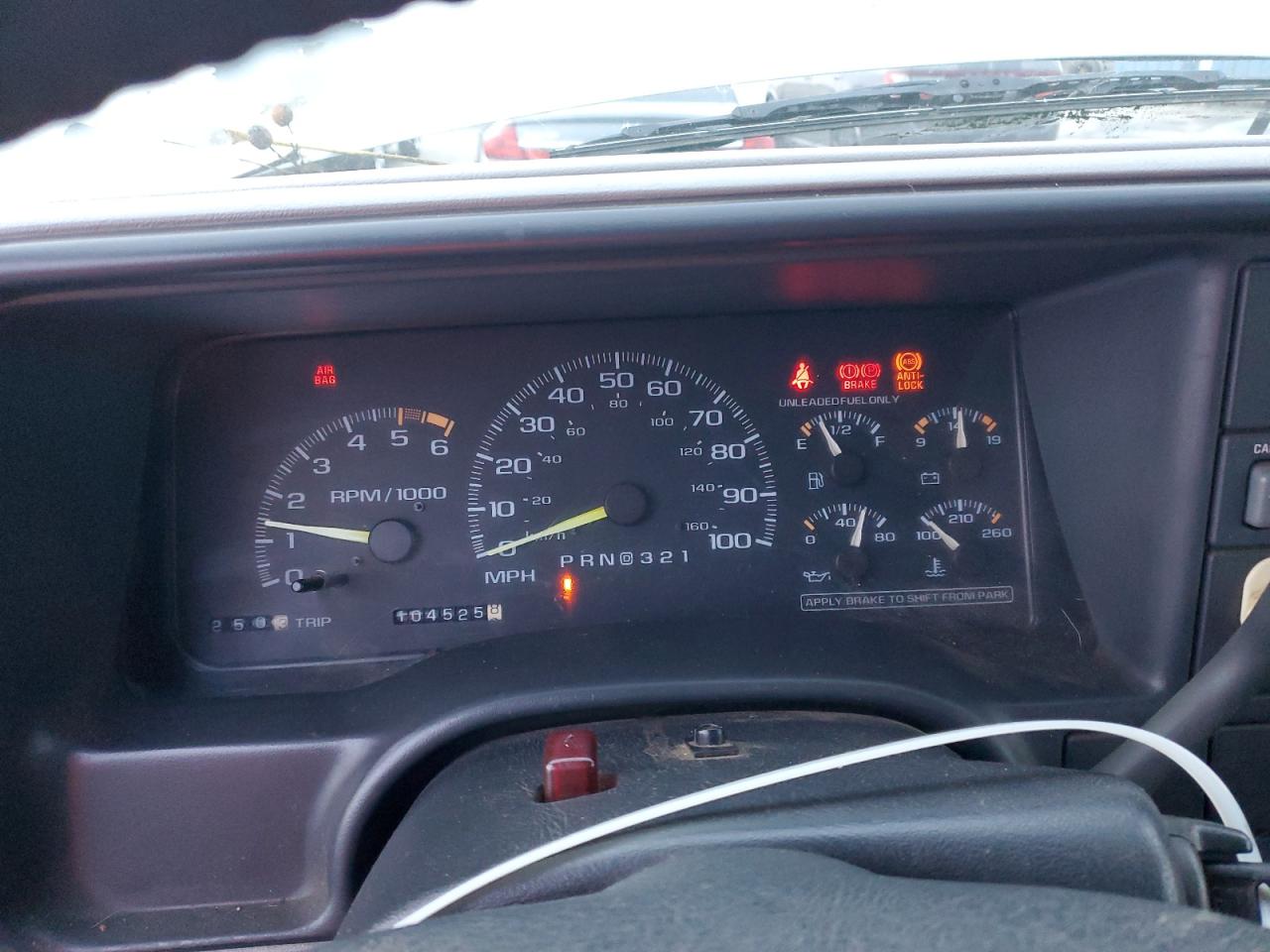 1996 Chevrolet Gmt-400 K1500 VIN: 2GCEK19RXT1173735 Lot: 93339425