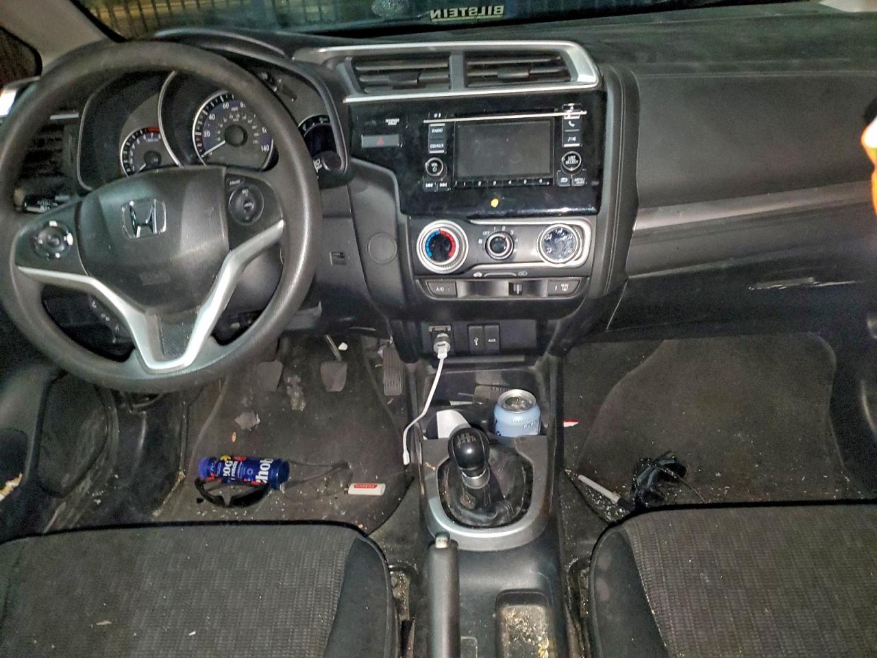 2017 Honda Fit Lx VIN: 3HGGK5G52HM708882 Lot: 94835465