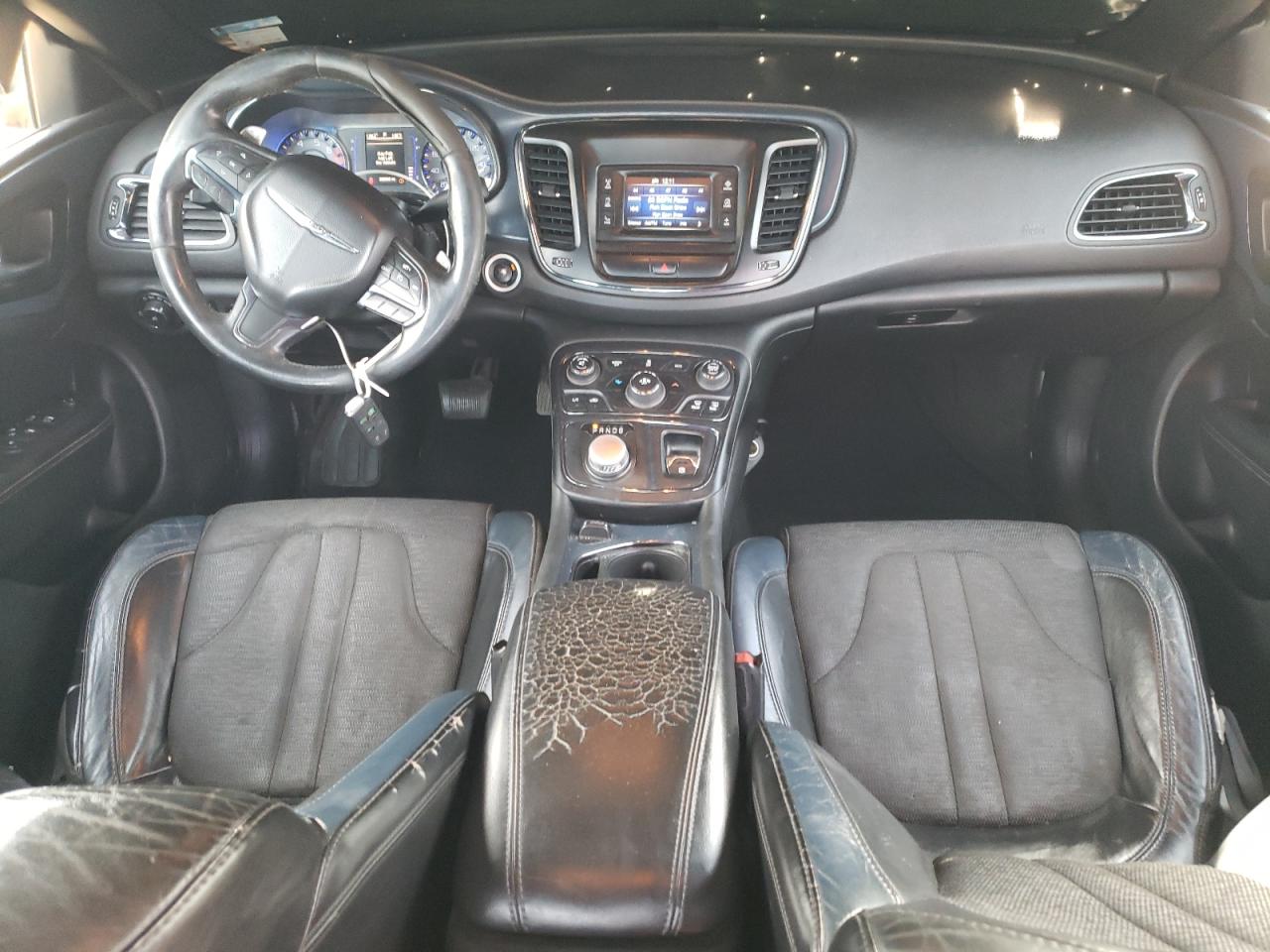 2015 Chrysler 200 S VIN: 1C3CCCBBXFN625445 Lot: 92568055