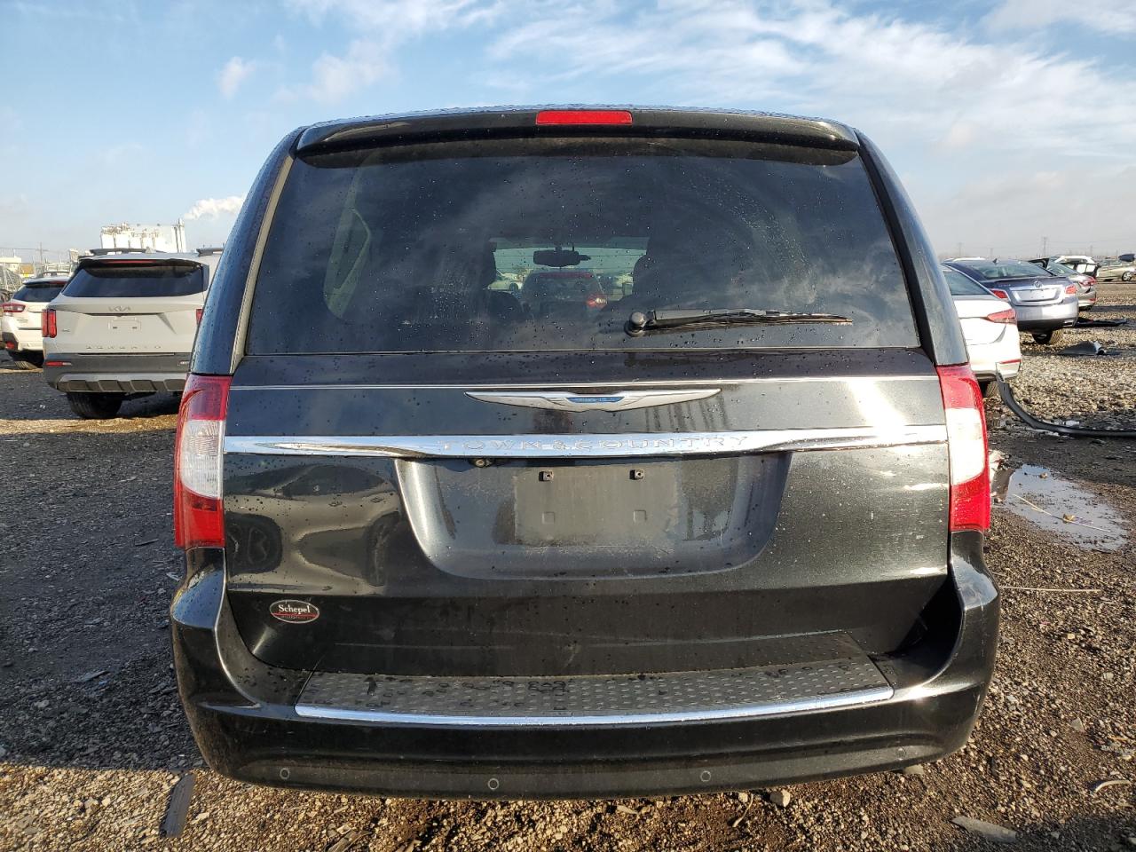 2015 Chrysler Town & Country Touring L VIN: 2C4RC1CG2FR547377 Lot: 92051365